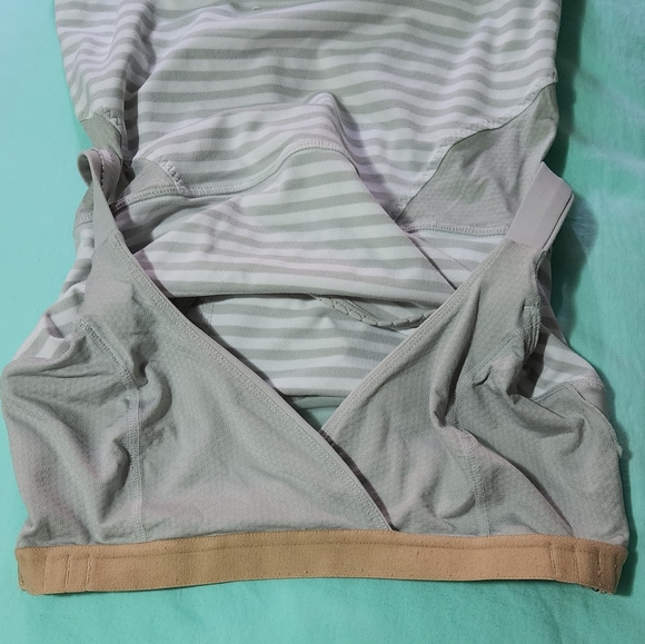 Lululemon Cross My Heart Tank Silver Spoon White Narrow Bold Multi Stripe - Picture 7 of 11